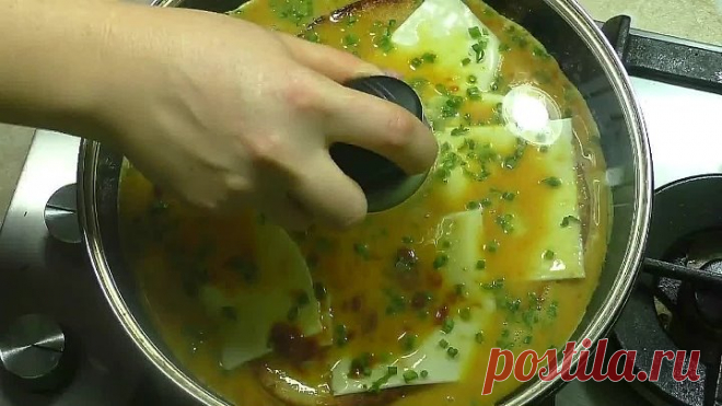 Хлебушек в омлете на завтрак.