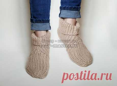 Домашние тапочки - носочки спицами плшагово для начинающих