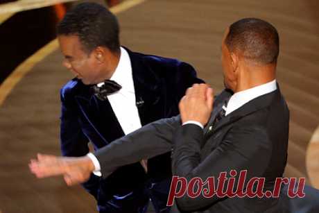 50 Cent поддержал нападение Уилла Смита на Криса Рока во время премии «Оскар». Американский рэпер Кертис Джексон, более известный как 50 Cent, поддержал нападение актера Уилла Смита на комика, ведущего церемонии вручения премии «Оскар» Криса Рока. «После того как я возьму &quot;Оскар&quot;, я тоже собираюсь выбить дерьмо из некоторых людей. Лол», — написал 50 Cent в соцсетях.