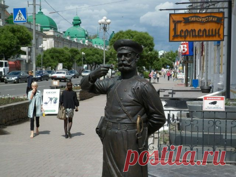 городовой на Любинском проспекте