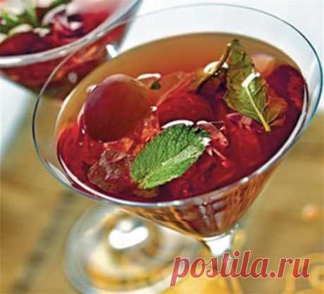 8 рецептов коктейлей с коньяком / Простые рецепты