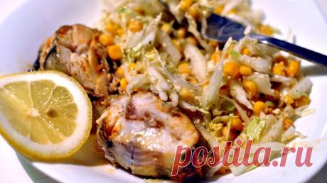 Рыба в эскабече          		Задолго до изобретения холодильников люди научились сохранять продукты свежими, придумав множество способов и рецептов. Один из них – сохранение продуктов в эскабече или уксусном маринаде. Существует обоснованное мнение, что этот метод име