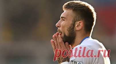 Защитник «Факела» Калинин отстранён от клуба из-за отказа выйти на поле в матче РПЛ. Защитник «Факела» Игорь Калинин отстранён от тренировок с главной командой. Читать далее