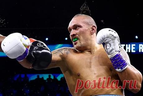 Промоутер Фьюри рассказал о согласовании контракта на бой с Усиком. Промоутер британского боксера Тайсона Фьюри Фрэнк Уоррен рассказал, что контракт его клиента на бой с украинцем Александром Усиком согласован. «Я вижу с обеих сторон большое желание провести этот поединок. Вопрос только за сколько и где. С ними приятно иметь дело, и они хотят довести все до конца», — отметил Уоррен.