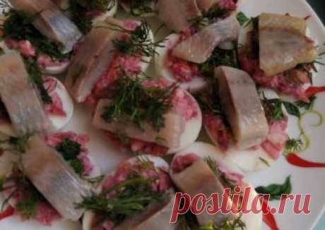Закуска  из  свеклы  и селёдки Автор рецепта Наталья Малышева - Cookpad