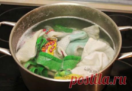 Кипятим кухонные полотенца в кастрюле: отбелили до хруста