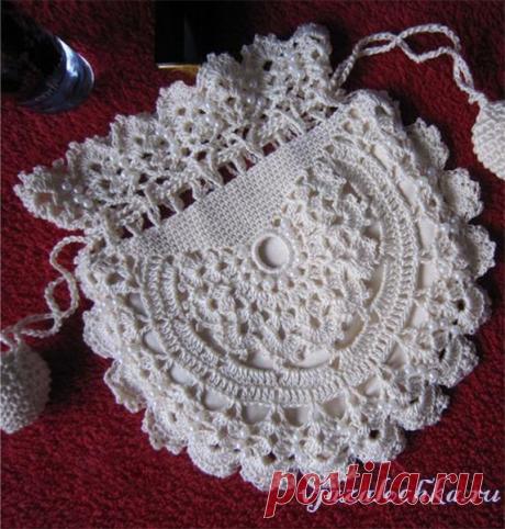 Ажурная сумочка крючком