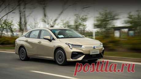 GAC New Energy Aion S 2019 – электрический седан с новым подвидом батарей - цена, фото, технические характеристики, авто новинки 2018-2019 года