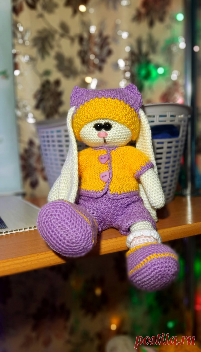 PDF Зайка Тильда крючком. FREE crochet pattern; Аmigurumi animal patterns. Амигуруми схемы и описания на русском. Вязаные игрушки и поделки своими руками #amimore - большой зайка в стиле Тильда, заяц, зайчик, кролик, зайчонок, крольчонок.