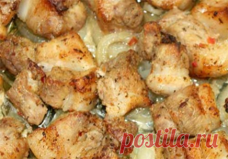 Шашлык в рукаве на луковой подушке