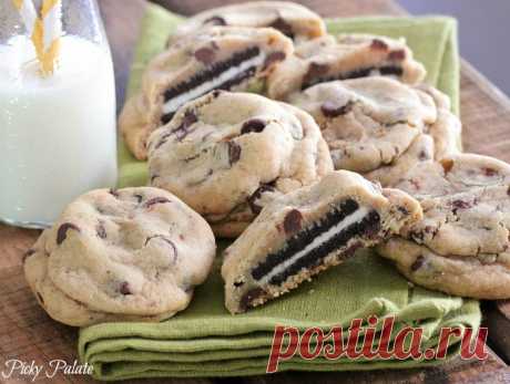 How to Make Oreo Stuffed Chocolate Chip Cookies - Cooking - Handimania
