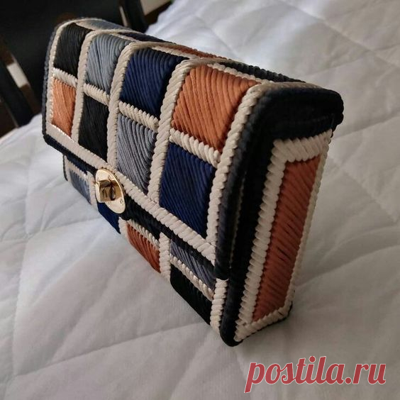 Top trendy and beautiful crochet handbags designs and ideas for girls