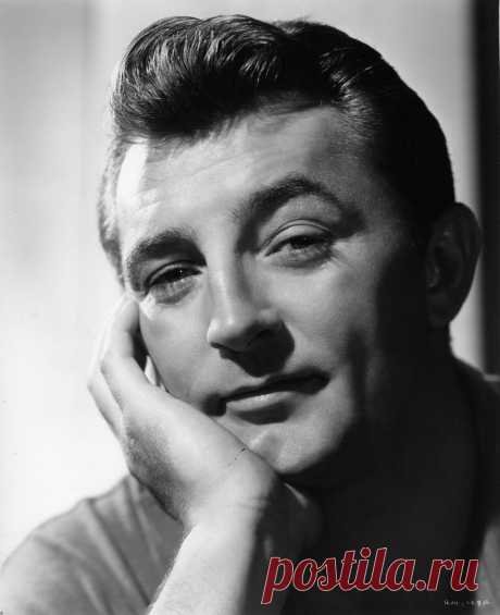 Роберт Митчем (Robert Mitchum)
- 6 августа, 1917 • 1 июля 1997