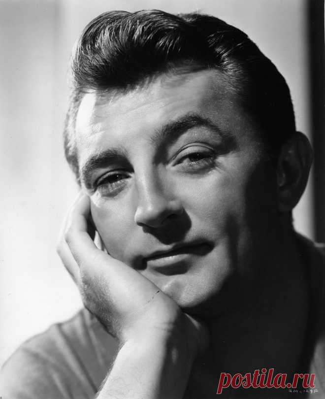 Роберт Митчем (Robert Mitchum)
- 6 августа, 1917 • 1 июля 1997