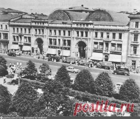 Москва 1960-е г.Ул.Петровка,Петровский Пассаж.