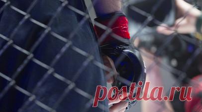 Слипенко проиграл нокаутом Дипчикову в первом раунде на АСА 170. Российский боец смешанных единоборств Виталий Слипенко потерпел поражение от болгарина Николы Дипчикова в поединке Absolute Championship Akhmat (ACA) 170 в Москве. Читать далее