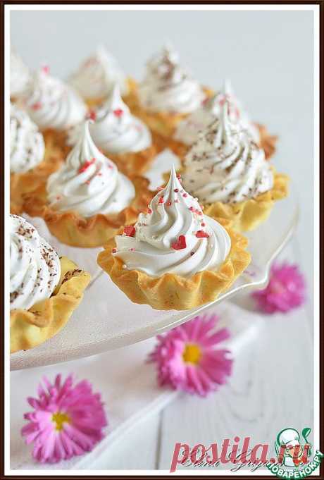 Пирожное Корзиночка с белковым заварным кремом - кулинарный рецепт