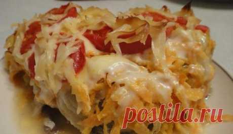 Запеченный минтай с овощами