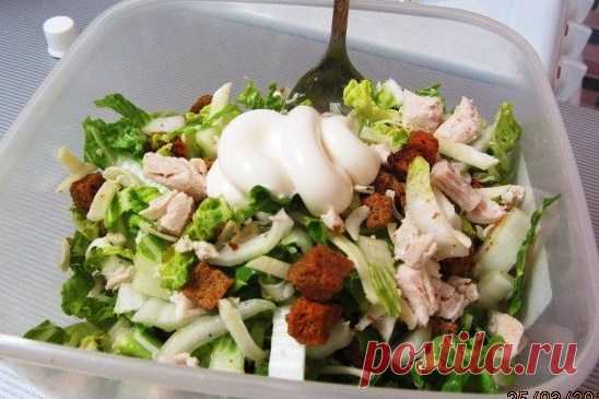Салат из пекинской капусты с курицей и сыром рецепт – салаты