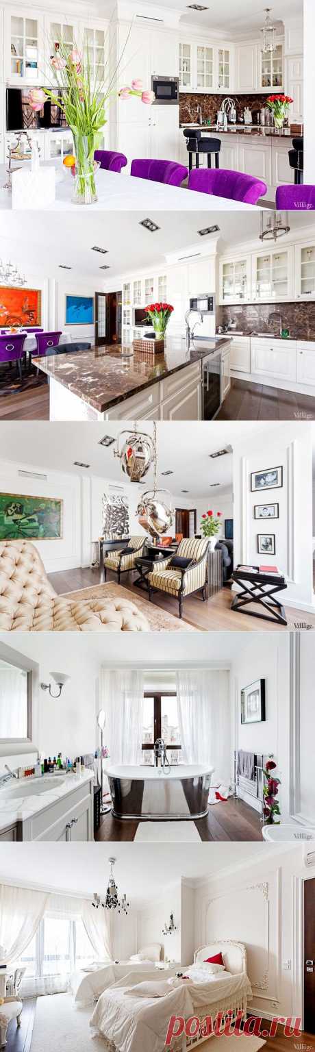 Нееежный интерьер квартиры - Роскошь и уют
Эта современная квартира вполне может стать примером для тех, кто желает что-то изменить в своем жилище. Общий стиль квартиры – неоклассицизм. Шикарная мебель от Ralph Lauren Home, которая сочетает в себе классику и современный декор, подчеркивает, что хозяева квартиры живут в ногу со временем, ценя уют и комфорт.