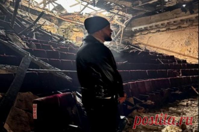 Киркоров показал разрушенный ДК «Шахтер» в Горловке, где он выступал. Филипп Киркоров рассказал, что в ДК «Шахтер» в Горловке впервые прозвучал его хит «Атлантида».