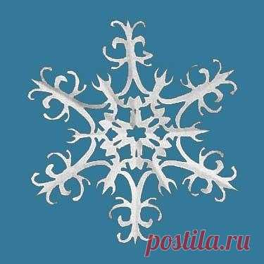 Вырезаем снежинки