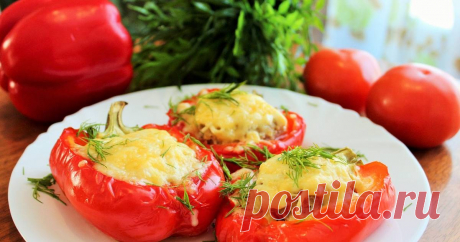 Классный рецепт - Фаршированный перец под сыром! Вкусное горячее блюдо- ФАРШИРОВАННЫЙ ПЕРЕЦ, запеченный в духовке под сыром. Готовится просто, получается ну очень вкусно и сочно! Попробуйте приготовить, порадуйте себя и своих близких!