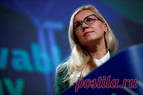 Энергетический кризис поставил под угрозу восстановление Европы. Стоимость электроэнергии в Европе поставила под угрозу восстановление экономики еврозоны. Об этом заявила комиссар по энергетике в Еврокомиссии Кадри Симсон. Политик навала энергетический кризис «ценовым шоком» и заявила, что восстановление Европы окажется под ударом, если не принять немедленные меры.