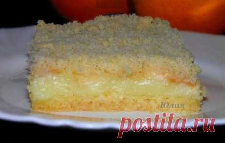 Пирог с заварным кремом и яблоками.