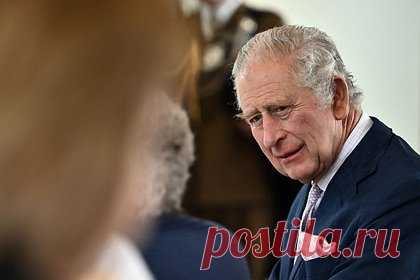 Ужин Карла III с Макроном в Версале перенесут из-за беспорядков во Франции. Роскошный ужин в Версальском дворце, запланированный к визиту Карла III и Камиллы, перенесут в другое место из соображений безопасности. Идущие уже неделю демонстрации и беспорядки во Франции связаны с принятием решения о повышении пенсионного возраста. В качестве альтернативы рассматривают Елисейский дворец.
