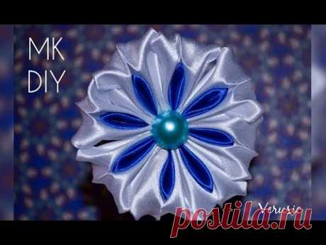 Снежинка канзаши из атласной ленты/ Двухцветный лепесток/ Snowflake kanzashi satin ribbon DIY