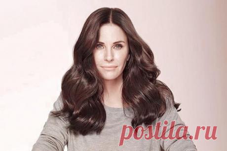 Неожиданное открытие Лизы Кудроу: актриса не узнала Кортни Кокс на их совместном фото