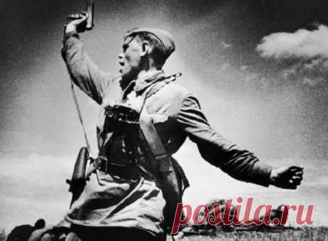 «Ура!», «No pasaran!» и другие: происхождение и значение самых известных боевых кличей