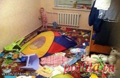 - Мааам, я лучше в углу постою, пока ты всё уберёшь...