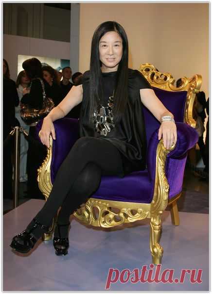 Я люблю вставать поздно – это семейная традиция. Сон всегда был для меня роскошью. (Вера Вонг)