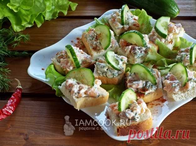 Бутерброды с красной рыбой и сливочным сыром — рецепт с фото, шаг за шагом.