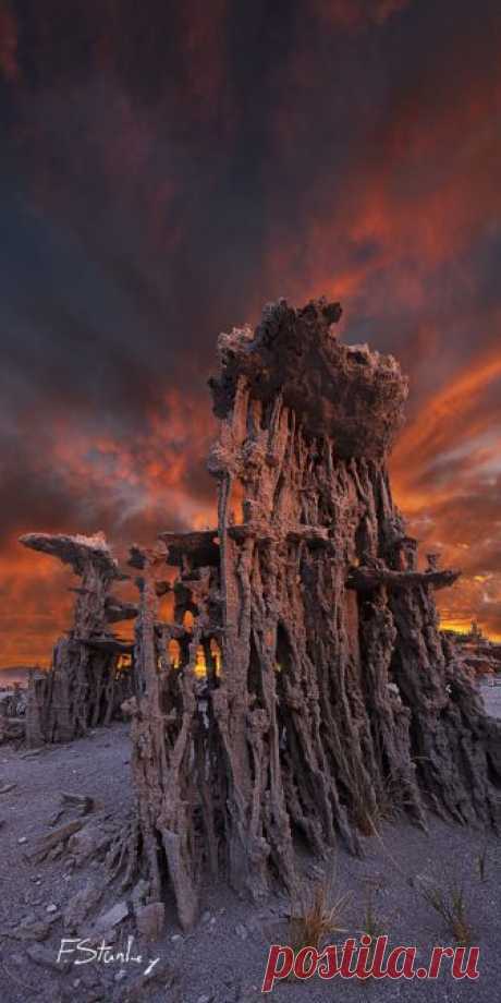 Fragile Towers / 500px