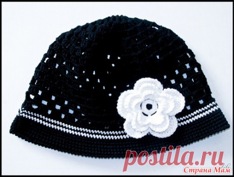 Три детские панамки