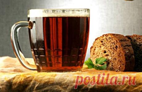 ✿✿ܓ.ღ.✿КВАС КОТОРЫЙ ПРОДАЮТ В БОЧКАХ ЛЕТОМ ПОВСЮДУ 
ДОМАШНИЙ КВАС , уже через 6 часов . 
Вкусно, быстро, обалденно, не отличить от бочкового !
5 литров холодной воды, 
2 столовых ложки цикория(обычного, без всяких добавок вкусовых)
чайную ложку лимонной кислоты
650 гр сахара (если любите менее сладкий, то сахара можно взять 400 гр) 
Всё соединим, и ставим на огонь чтоб закипело.
Как закипит, отключаем и пускай стоит охлаждается до парного молока 
Засыпаем пол пачки дрожжи ...