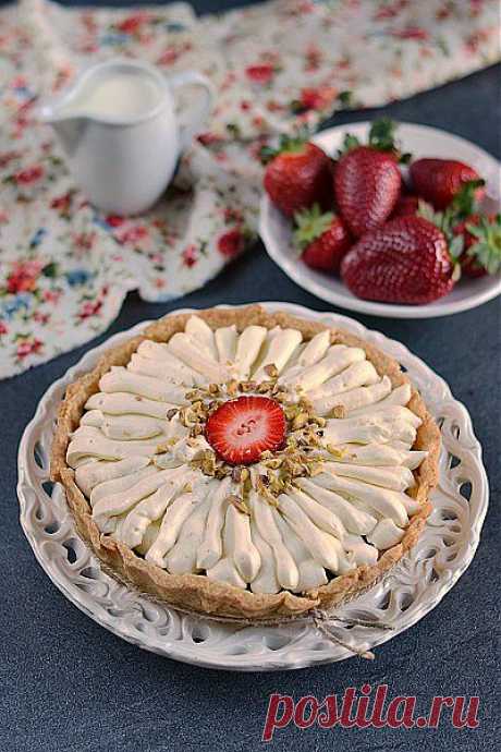 Торт с воздушным кремом "Весенний цветок" - кулинарный рецепт