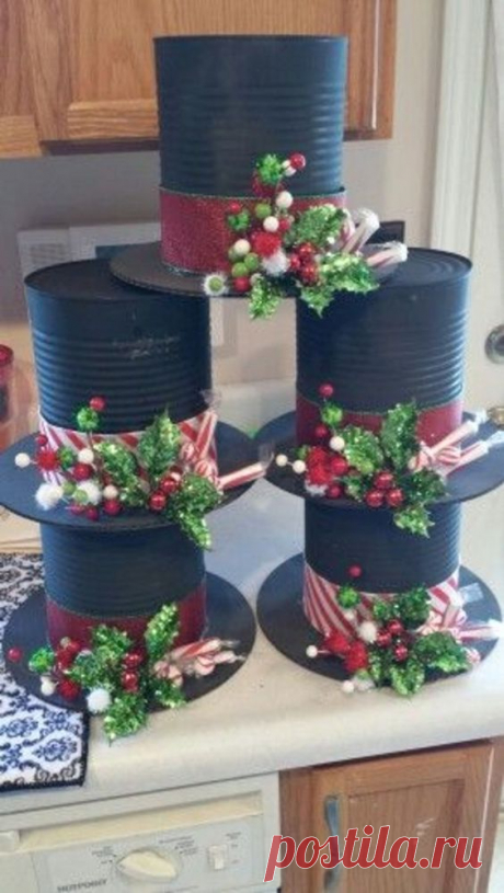 75+ Easy DIY Budget Outdoor Christmas Decorations that are Easy on the Wallet