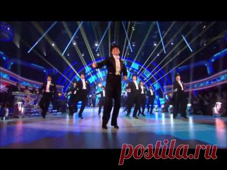 Танцы и цилиндр.