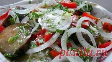 Изумительные баклажаны и отличный вкус! Ингредиенты ✓ баклажаны небольшие — 5 шт. ✓ перец болгарский — 3 шт. ✓ лук среднего размера — 3 шт. ✓ уксус —...