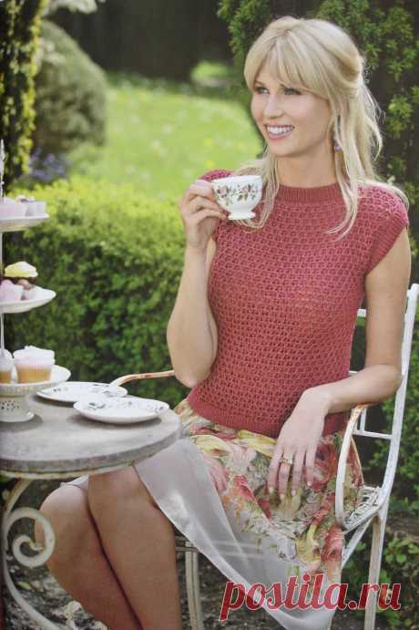 Lacy Blouse by Sirdar Spinning Ltd. - The Knitter, Issue 8.