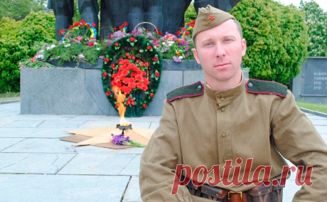 Глава поселка в Запорожье погиб в результате подрыва автомобиля. По данным пророссийской администрации региона, под сиденье машины Ивана Сушко подложили бомбу. Его назначили главой Михайловки в апреле. В 2015 году Сушко баллотировался в депутаты поселкового совета от «Оппозиционного блока»