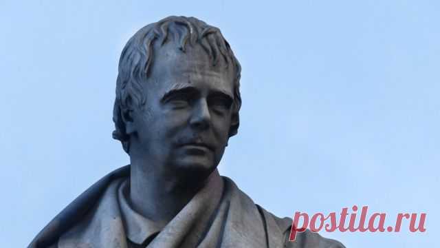 Человек, придумавший Шотландию. К 250-летию со дня рождения Вальтера Скотта - BBC News Русская служба Когда в декабре 1759 года в Эдинбурге родился Вальтер Скотт, мало кто из его современников мог представить, какая славная судьба ожидает его. Мальчик по имени Уолтер Скотт начал свой путь в жизни как сельский пастор, но уже со временем стал одним из самых известных шотландских писателей. Его книги были очень популярны в Англии и во многих других странах, а благодаря ему появилась литературная …