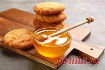 Осенние десерты без хлопот: шарлотка, запеченные яблоки, печенье с медом | Статьи (Огород.ru)