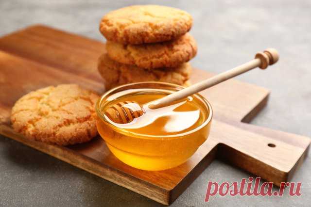 Осенние десерты без хлопот: шарлотка, запеченные яблоки, печенье с медом | Статьи (Огород.ru)