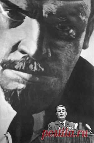 50 лет со дня прихода к власти.
фото из архива ИТАР ТАСС.