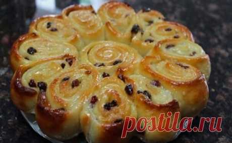 Булочки с изюмом в молочной заливке | Всякая всячина